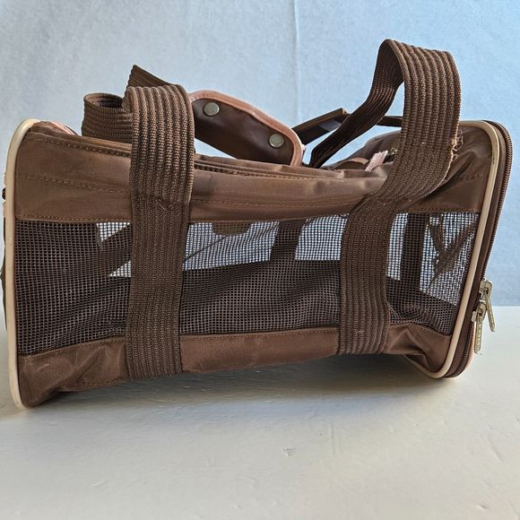 Sherpa Original Pet Carrier Small 14x9x8.5 Brown Pink Travel Bag Portable Kennel - Picture 7 of 16